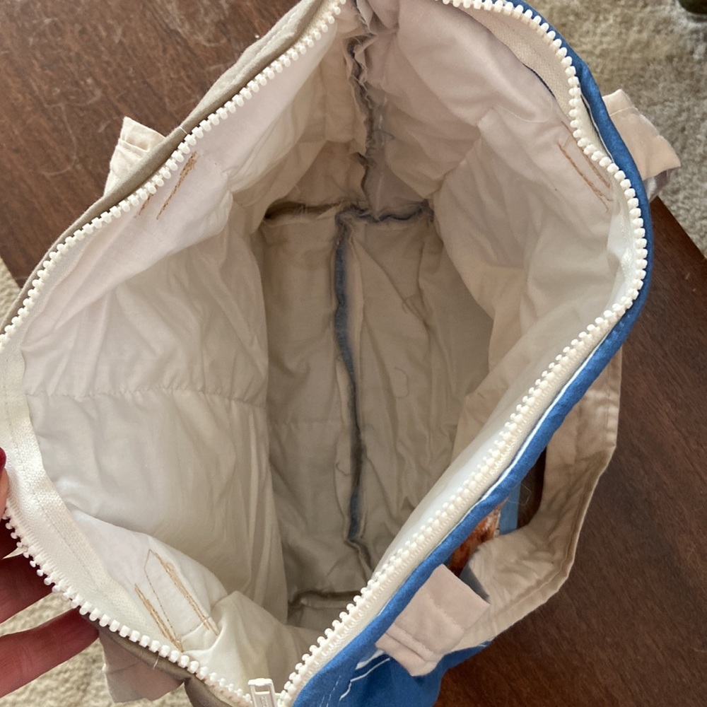 Purse - Picture 3 of 3